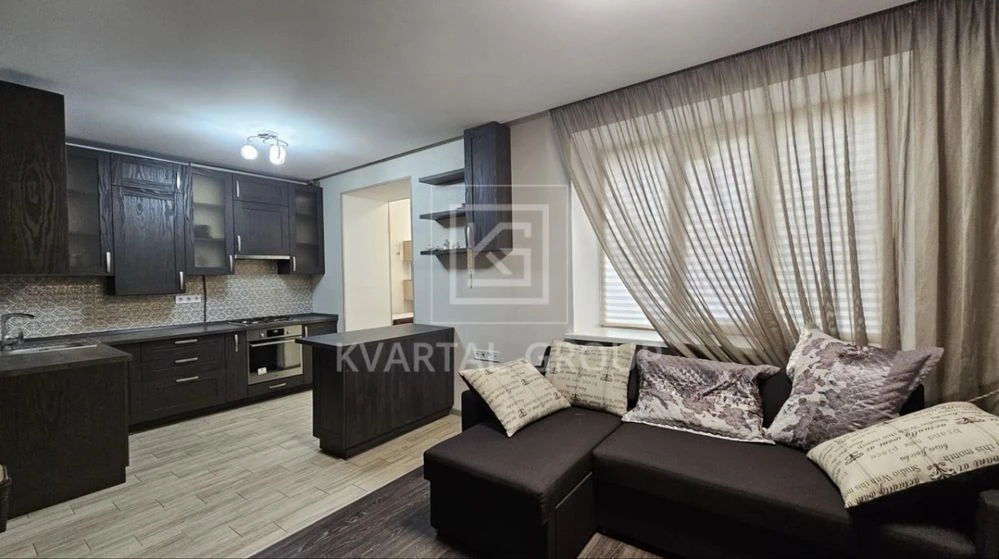 Spacious 1-bedroom apartment in residential complex "Suvorov Central Park"