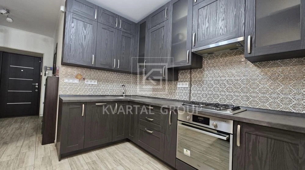 Spacious 1-bedroom apartment in residential complex "Suvorov Central Park"