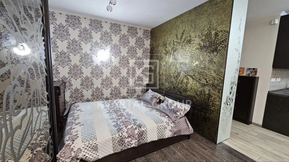 Spacious 1-bedroom apartment in residential complex "Suvorov Central Park"