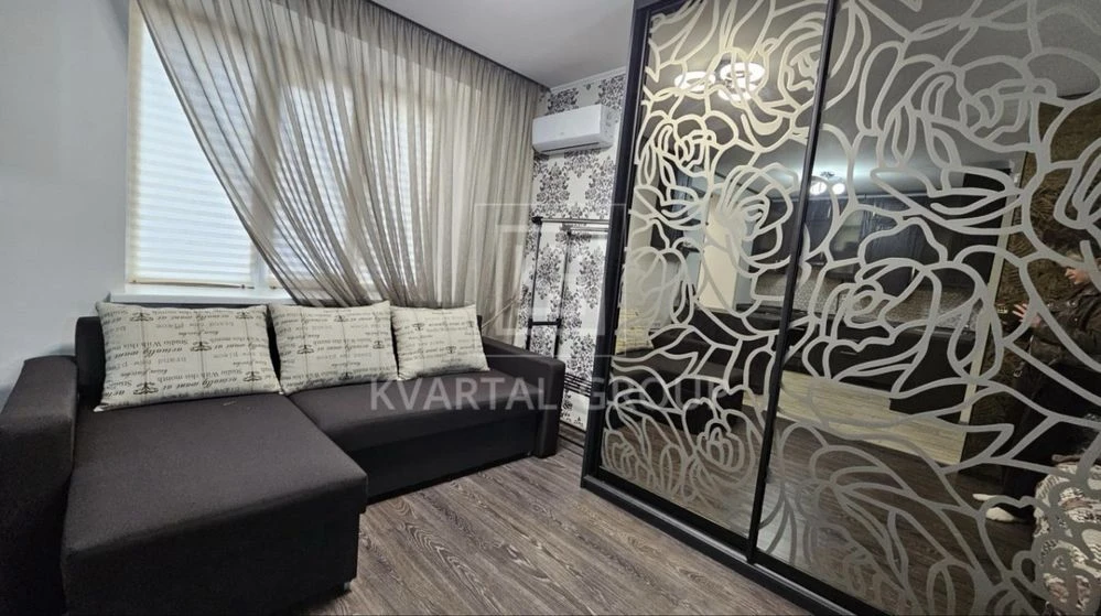 Spacious 1-bedroom apartment in residential complex "Suvorov Central Park"