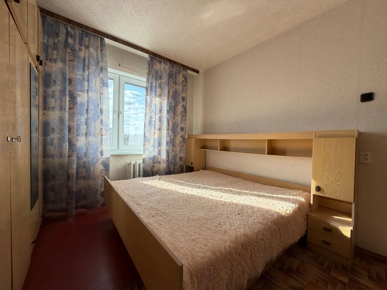 Продається 3-кімнатна квартира в центрі міста, вул. Соборна 107