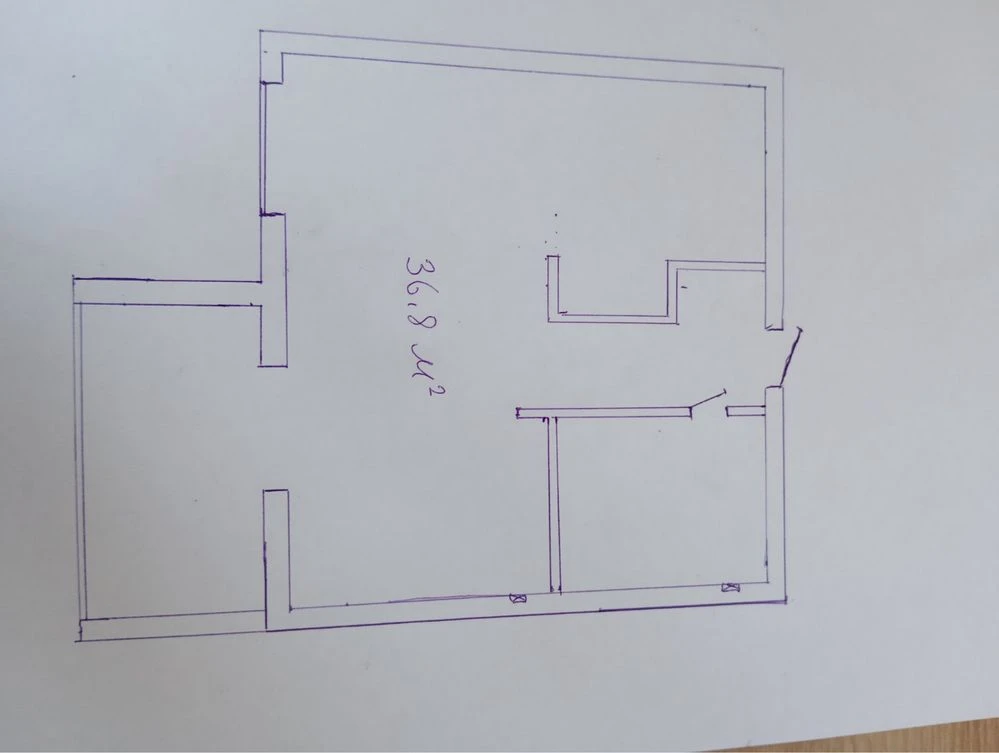Apartment for sale with storage room. Individual gas heating. Minimum tax 2%.