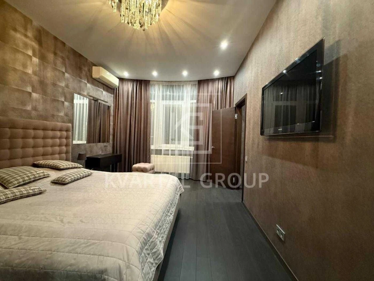 Продаж видової 3к квартири 138 м2 ОСОБИСТЕ ПВРКОМІСЦЕ! Держ