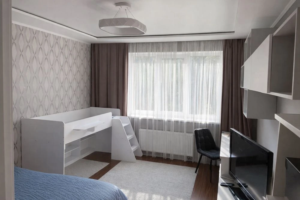 Taxes 2% 1-room apartment in Central Park! NO COMMISSION