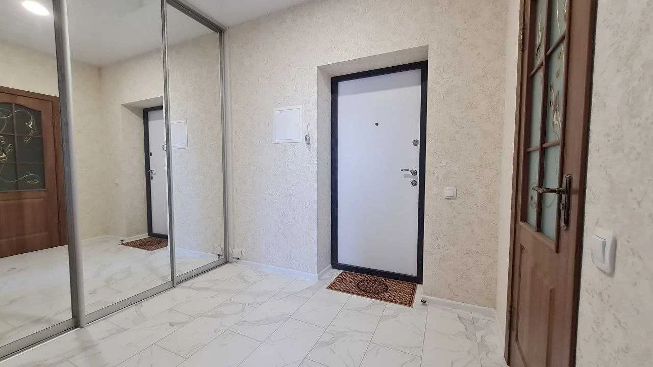 Продается 1-комнатная квартира 40 м2 в м. Ирпень, район набережной