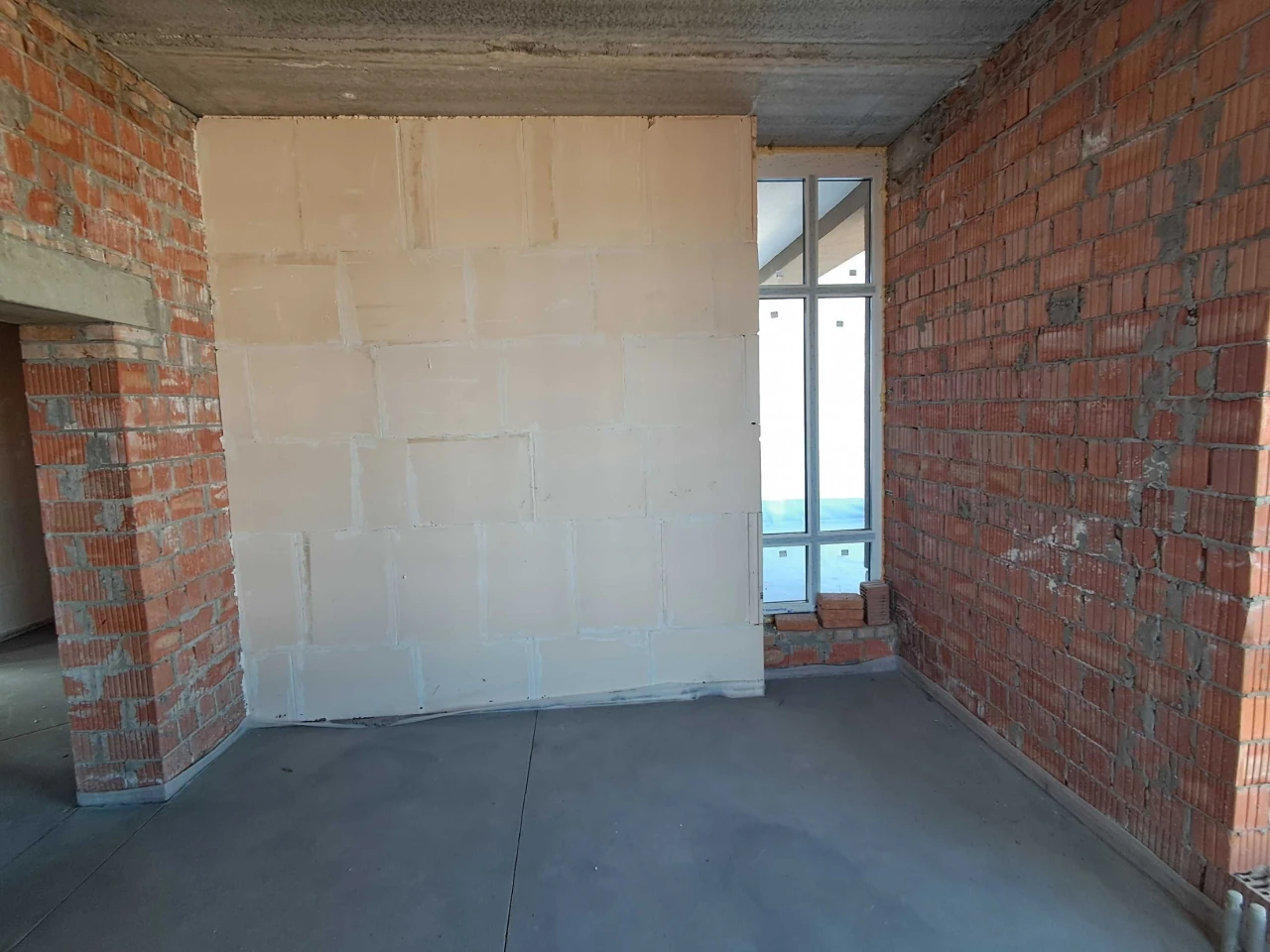 Selling 2-bedroom loft apartment, 65m2 with a terrace