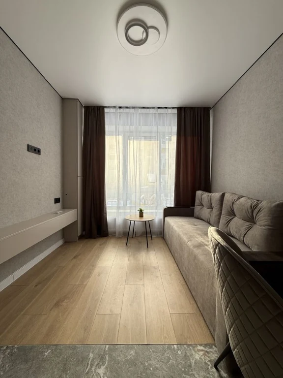 QUALITY RENOVATION Euro-2 bedroom apartment NO COMMISSION 15 minutes to Kyiv