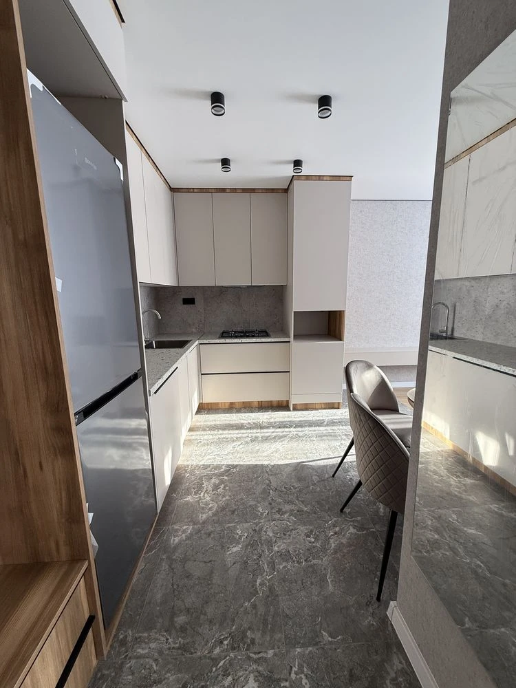 QUALITY RENOVATION Euro-2 bedroom apartment NO COMMISSION 15 minutes to Kyiv