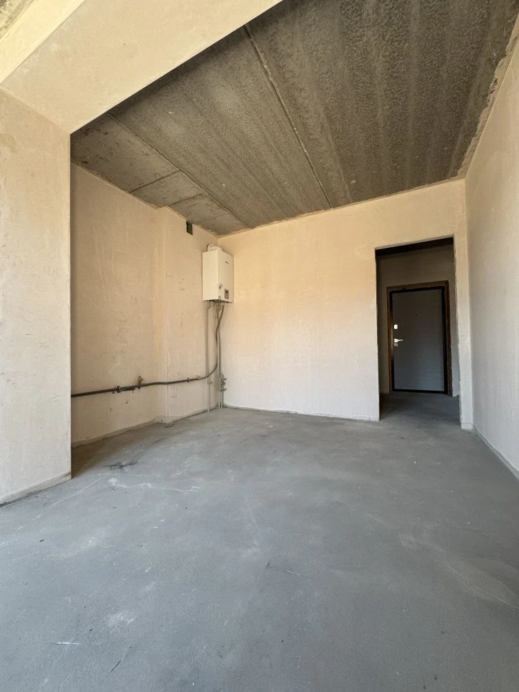 For Sale: Spacious 1-bedroom apartment, with gas! Irpin