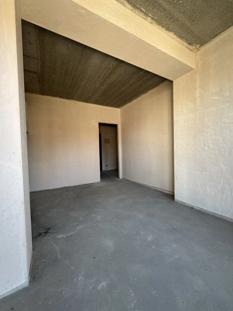 For Sale: Spacious 1-bedroom apartment, with gas! Irpin