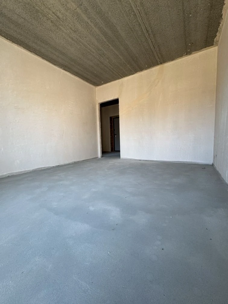 For Sale: Spacious 1-bedroom apartment, with gas! Irpin