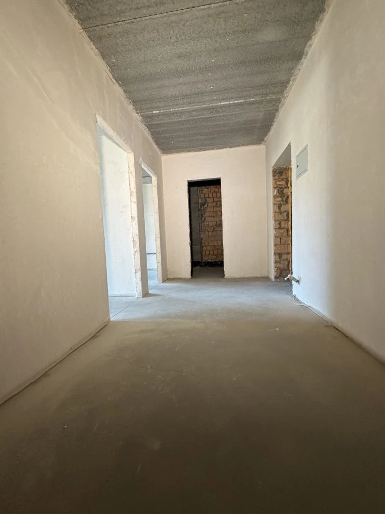 For Sale: Spacious 1-bedroom apartment, with gas! Irpin