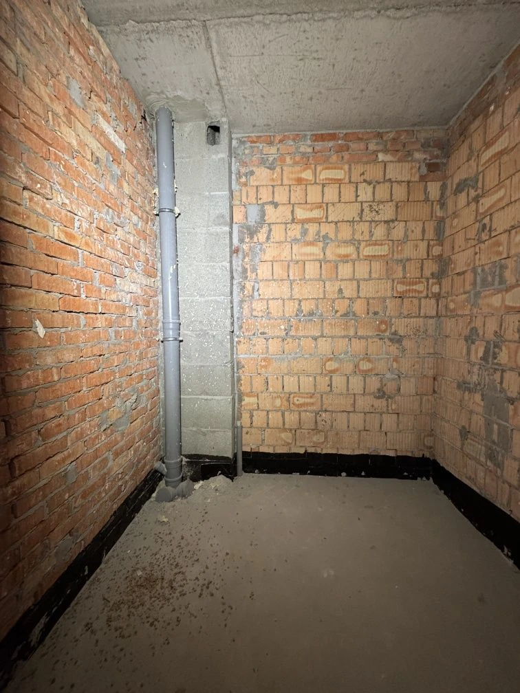 For Sale: Spacious 1-bedroom apartment, with gas! Irpin