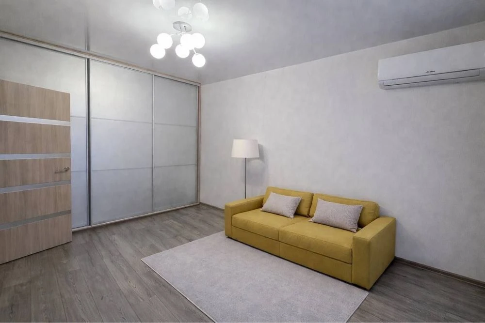 No commission! Apartment with renovation! Minimum taxes! Irpin