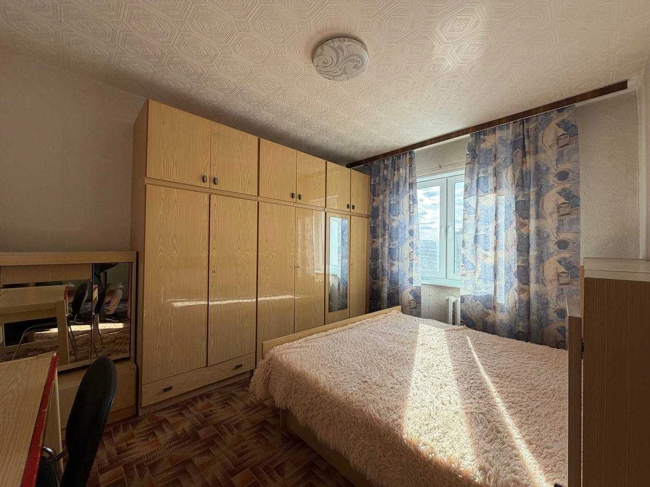 3 room apartment renovated in the city center, address: Soborna Street 107