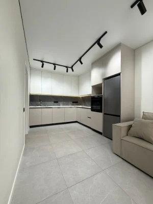 Apartment for Sale: 2-bedroom apartment with new renovation! Irpin, 7 minutes by car to