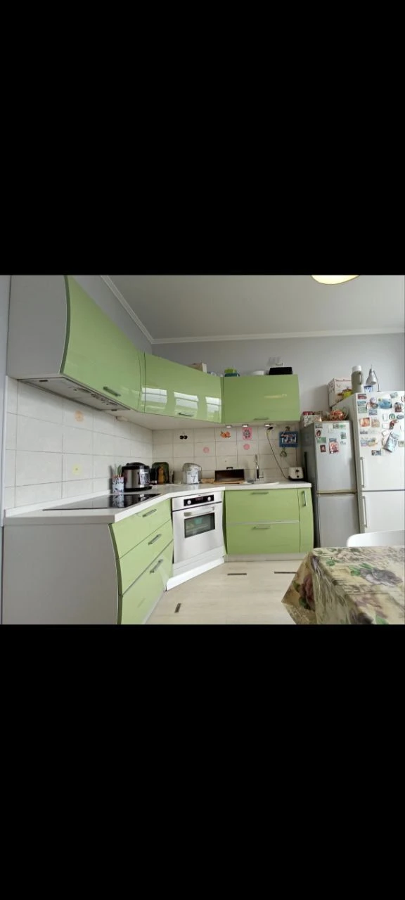 Sale of a 2-story apartment 111 sq.m with parking space in Irpin