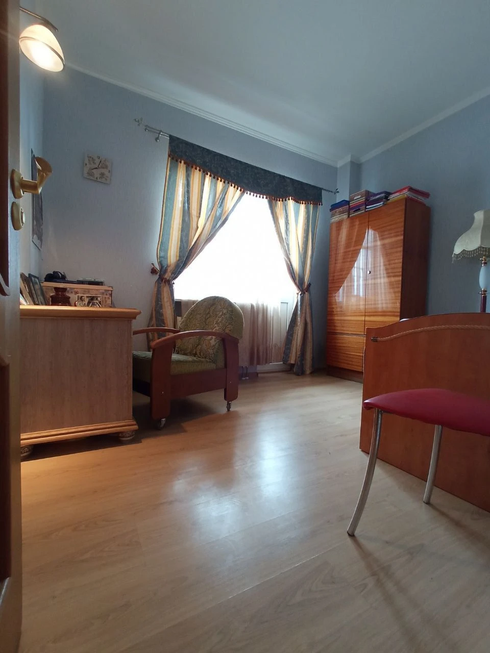 Sale of a 2-story apartment 111 sq.m with parking space in Irpin