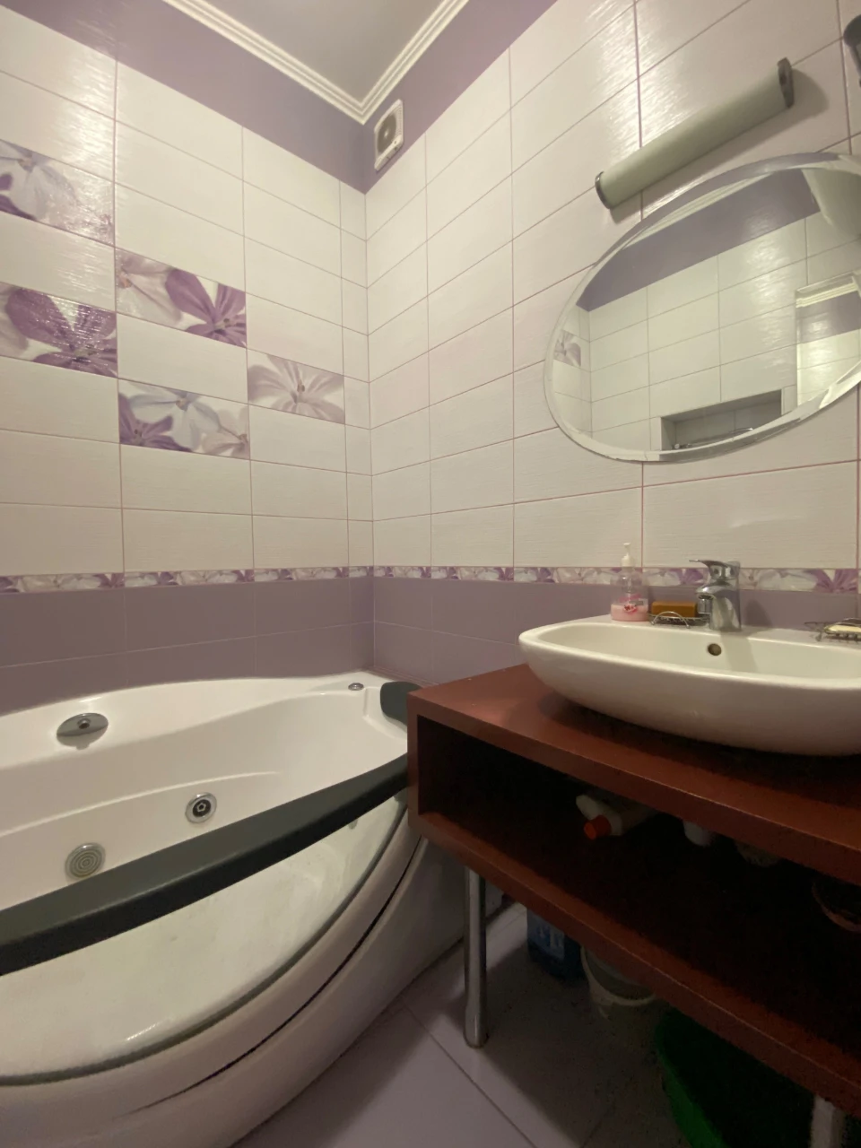 Sale of a 2-story apartment 111 sq.m with parking space in Irpin