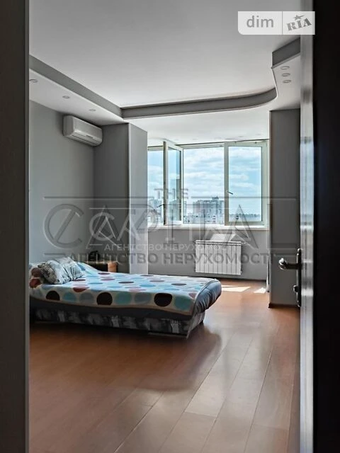 Продаж 5к квартири 270 кв. м на просп. Миколи Бажана 26 • ID