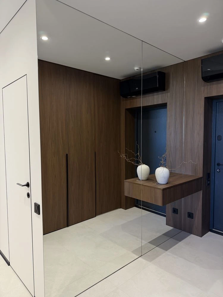 Premium segment! Full 3-room apartment in ЖК Central 2! View of the park!