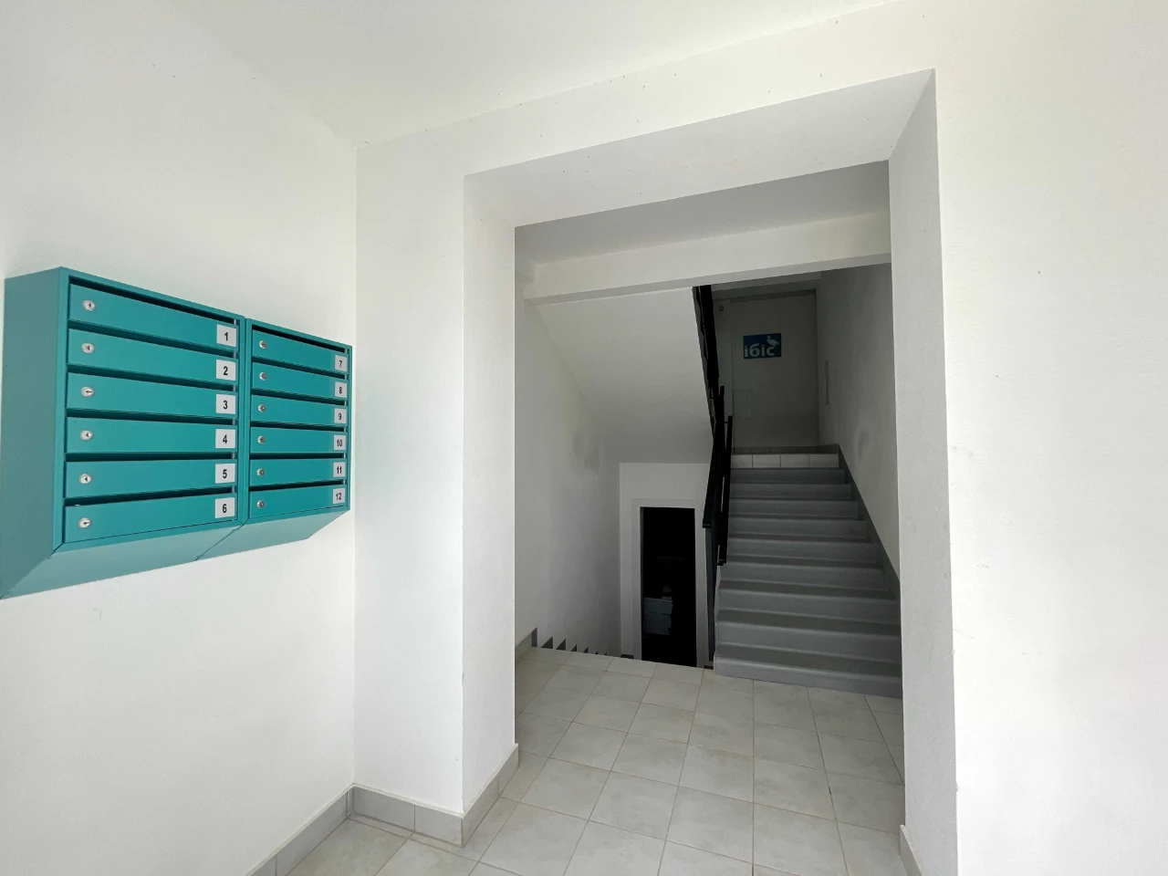 Irpin 1 bed apartment. Occupied house! Gas heating