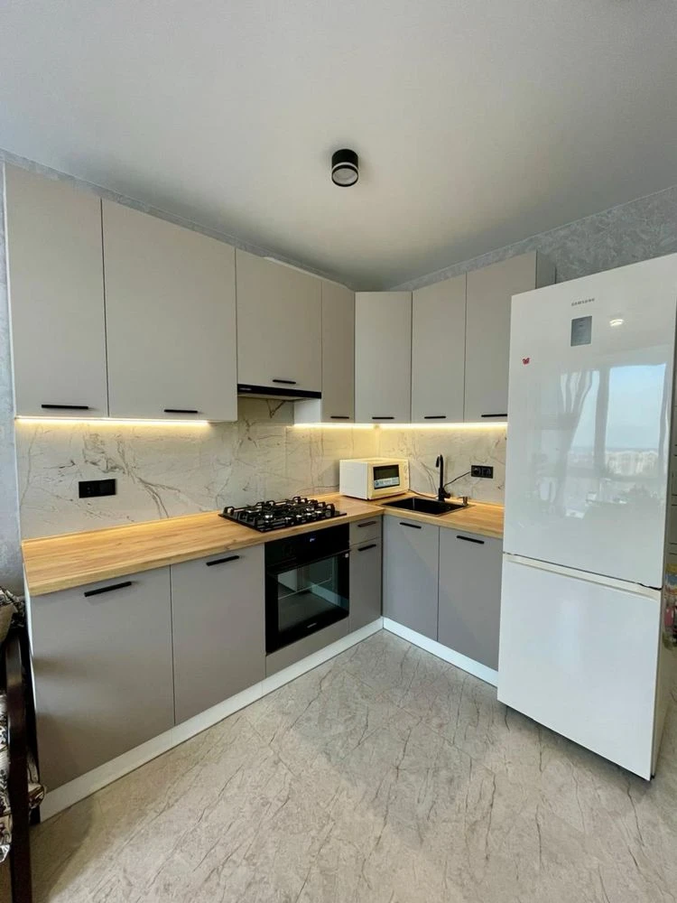 One-bedroom apartment renovated in ЖК Нові Метри Центр! Move in and live!