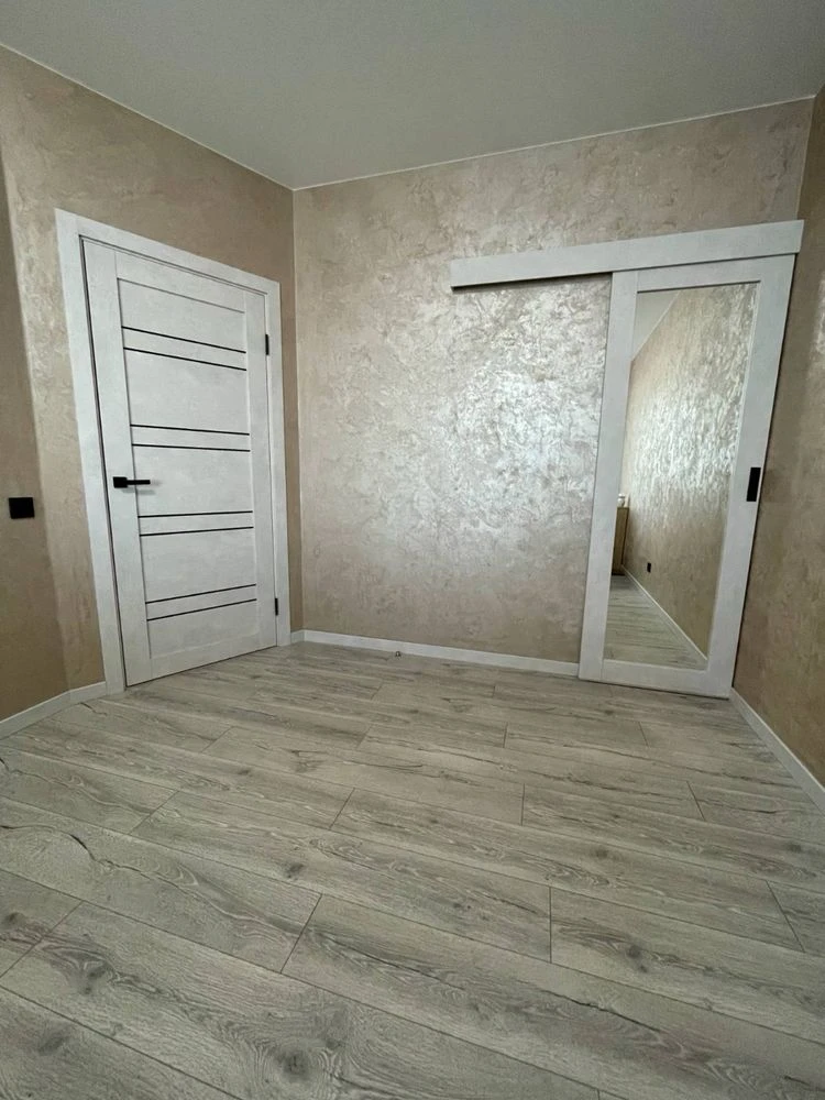 One-bedroom apartment renovated in ЖК Нові Метри Центр! Move in and live!