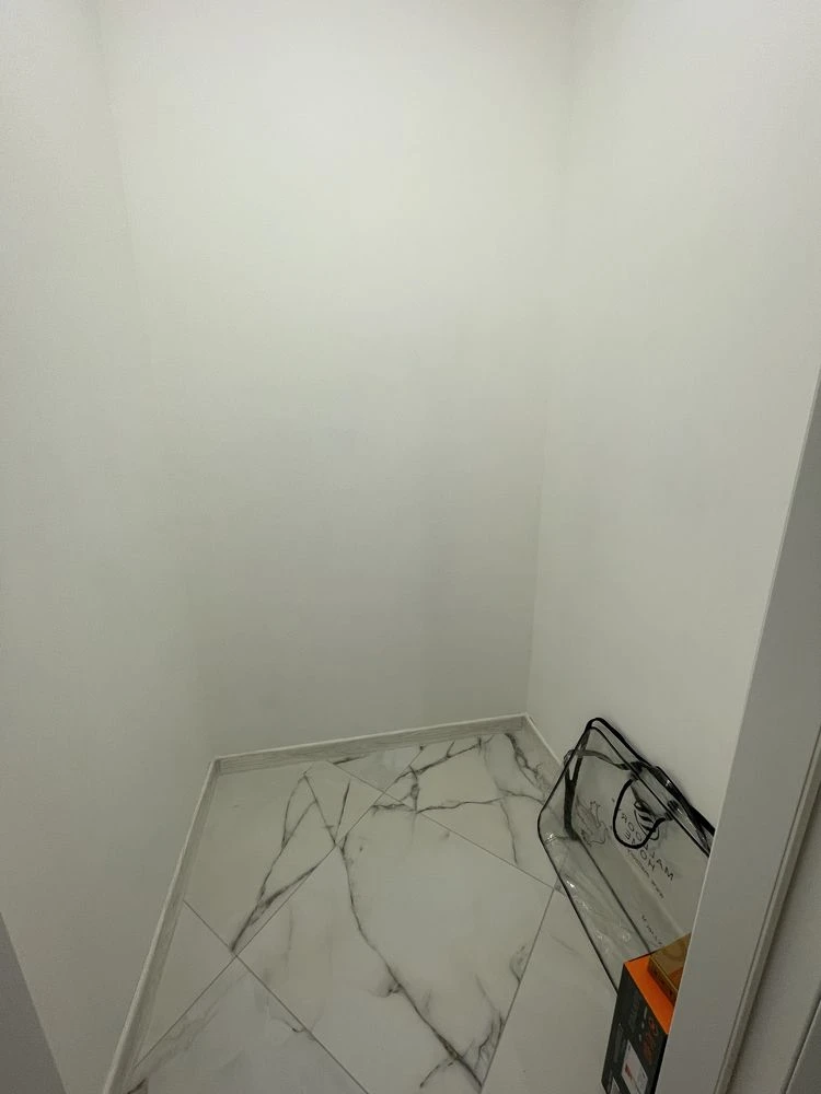 New renovated 2-room apartment in Central Park!