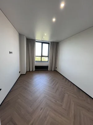 3-кімнатна квартира 79,6 м² з  ремонтом, вид на Центральний