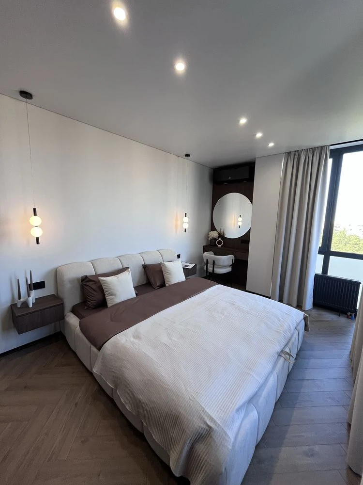 3-кімнатна квартира 79,6 м² з  ремонтом, вид на Центральний