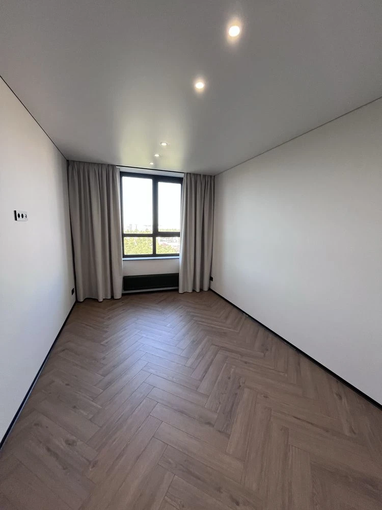 3-кімнатна квартира 79,6 м² з  ремонтом, вид на Центральний