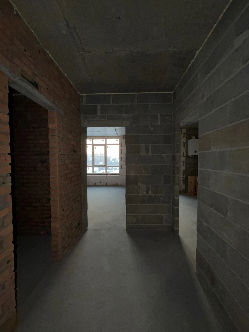 Advertisement! Cheapest. Sale of a 1-room apartment without renovation. ON GAS. Without