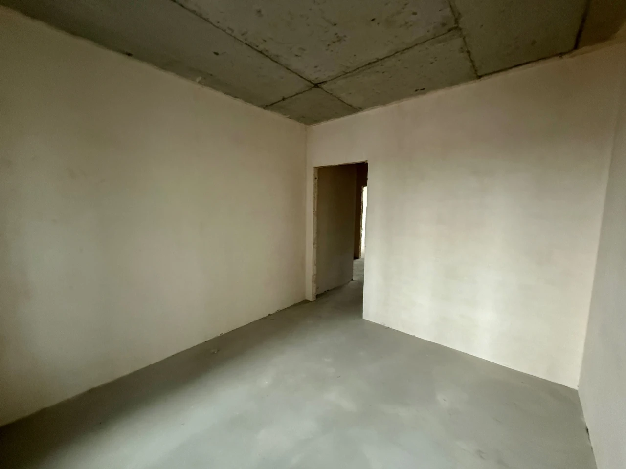 City Center! Sale of a 2-bedroom apartment, Built and in Gaz! No commission