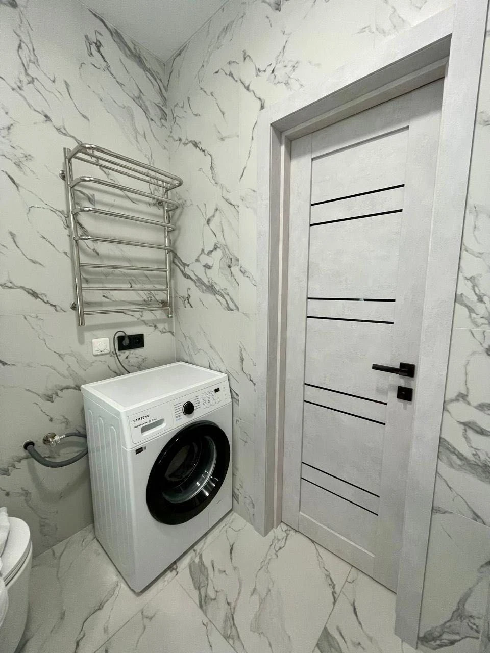 FINAL SALE! 1-bedroom apartment renovated in the city center!