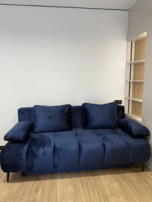 Business Class! Incredible spacious 1-bedroom apartment with renovation and balcony
