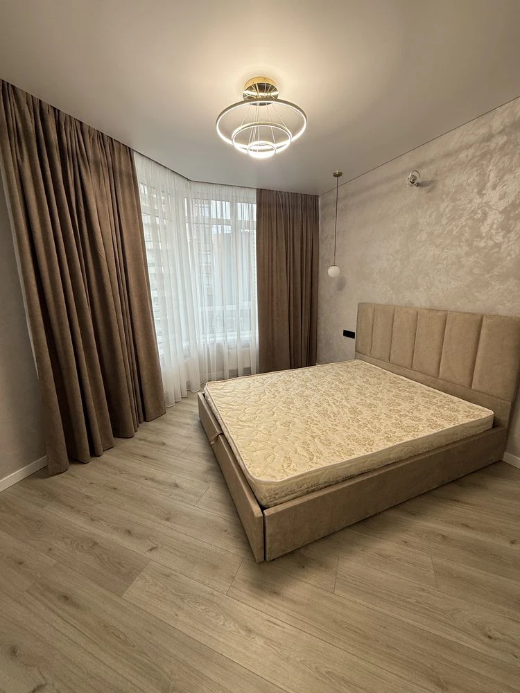 For Sale! Apartment with designer renovation in Synergi City!