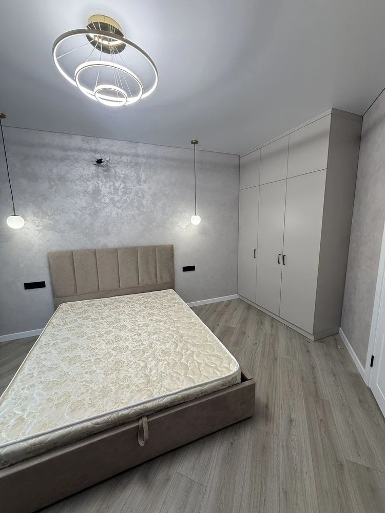 For Sale! Apartment with designer renovation in Synergi City!