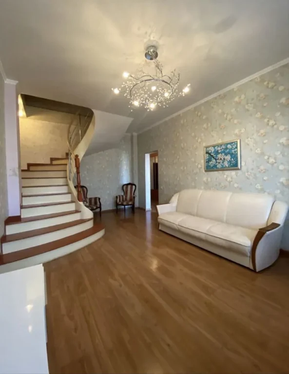 Квартира 110,7 м2 за 95000$