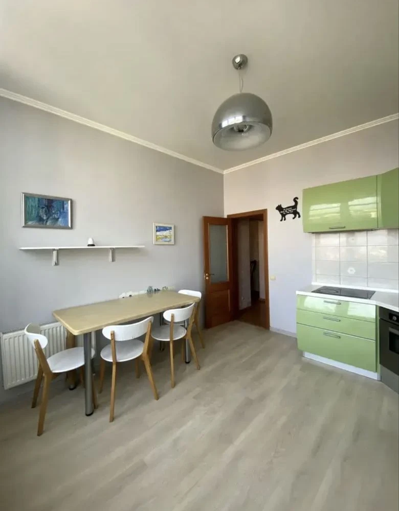 Квартира 110,7 м2 за 95000$