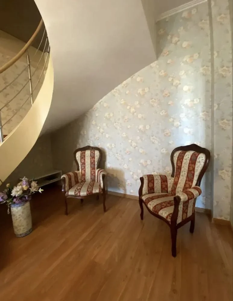 Квартира 110,7 м2 за 95000$