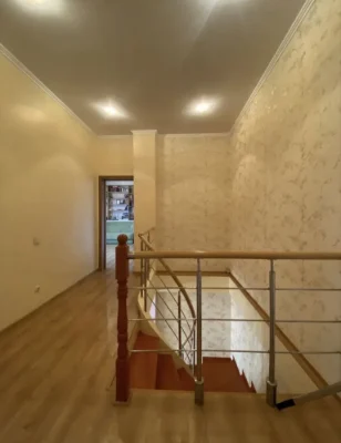Квартира 110,7 м2 за 95000$