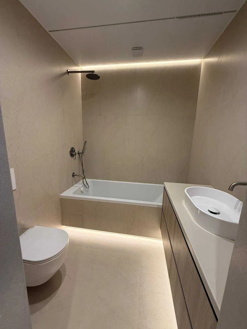 Designer apartment with new renovation
