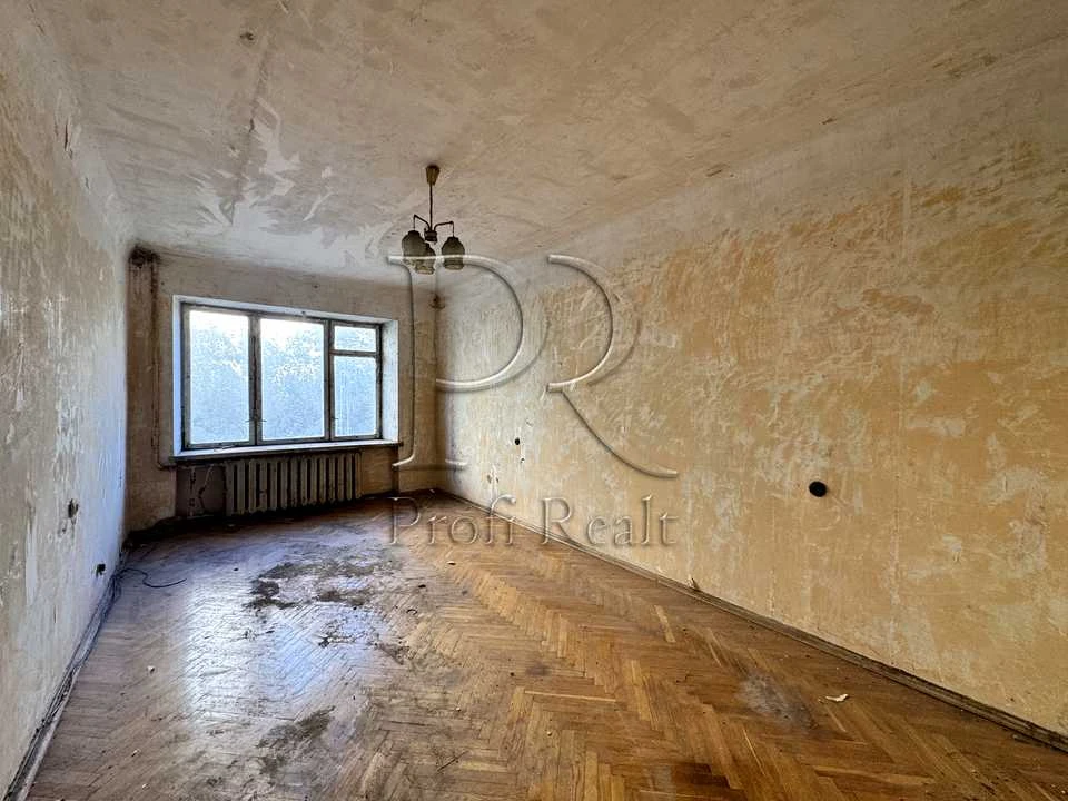 Apartment. Kyiv, Metropolitan Vasyl Lypkivskyi St. (Urytsk