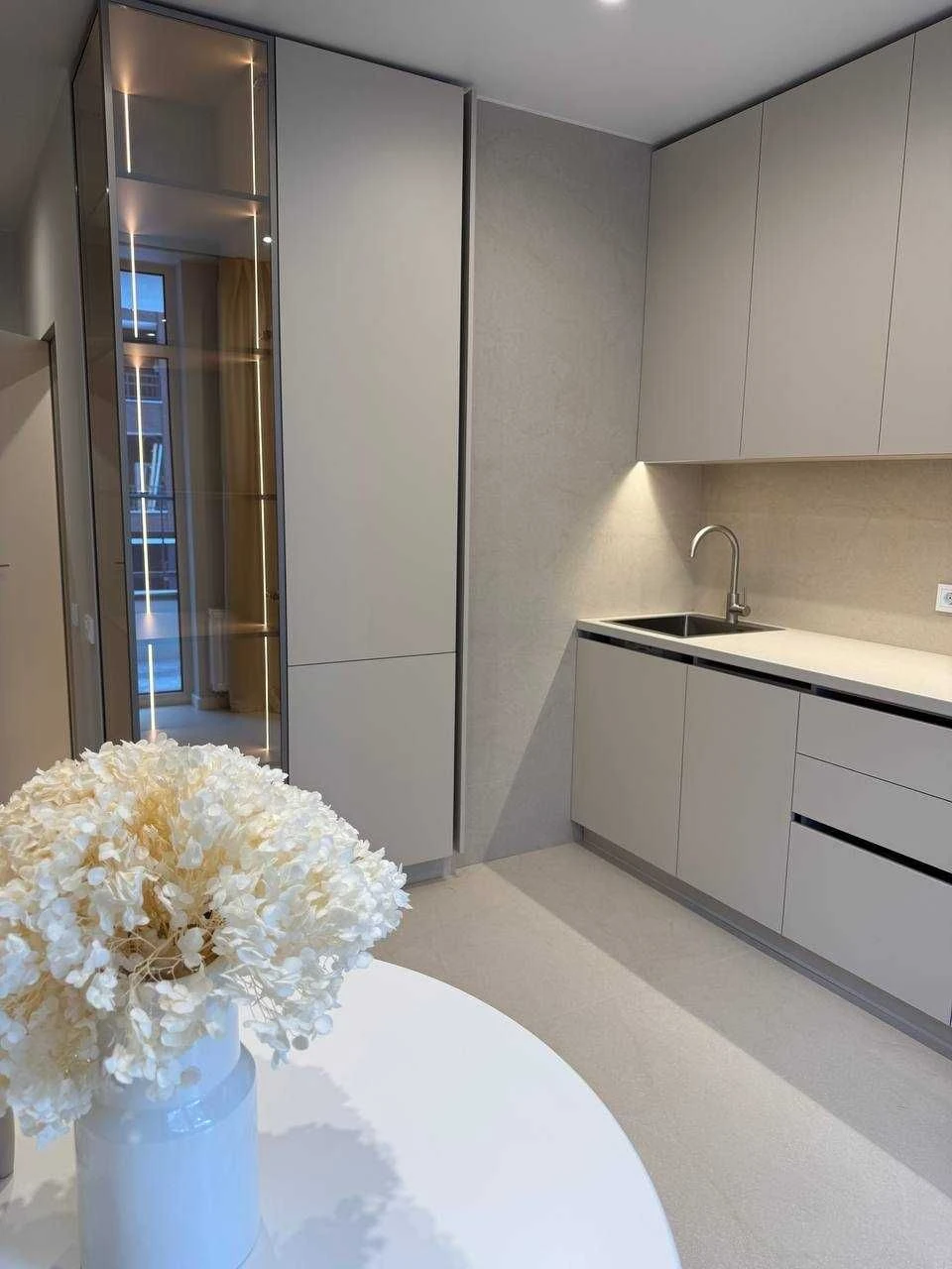 Designer apartment with new renovation