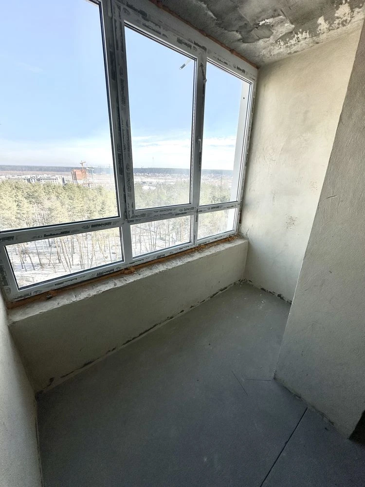 For Sale: Spacious View 2-room Apartment in a Completed Building