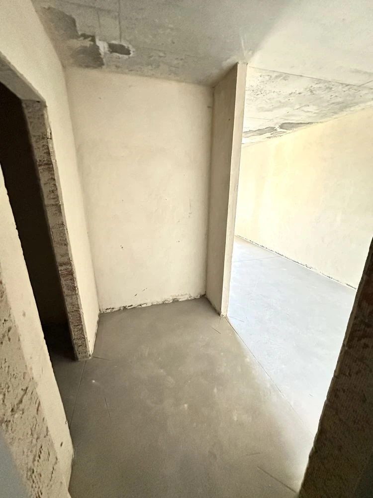 For Sale: Spacious View 2-room Apartment in a Completed Building