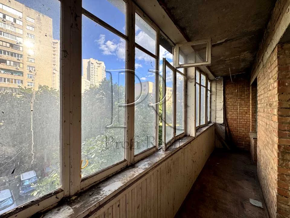 Apartment. Kyiv, Metropolitan Vasyl Lypkivskyi St. (Urytsk