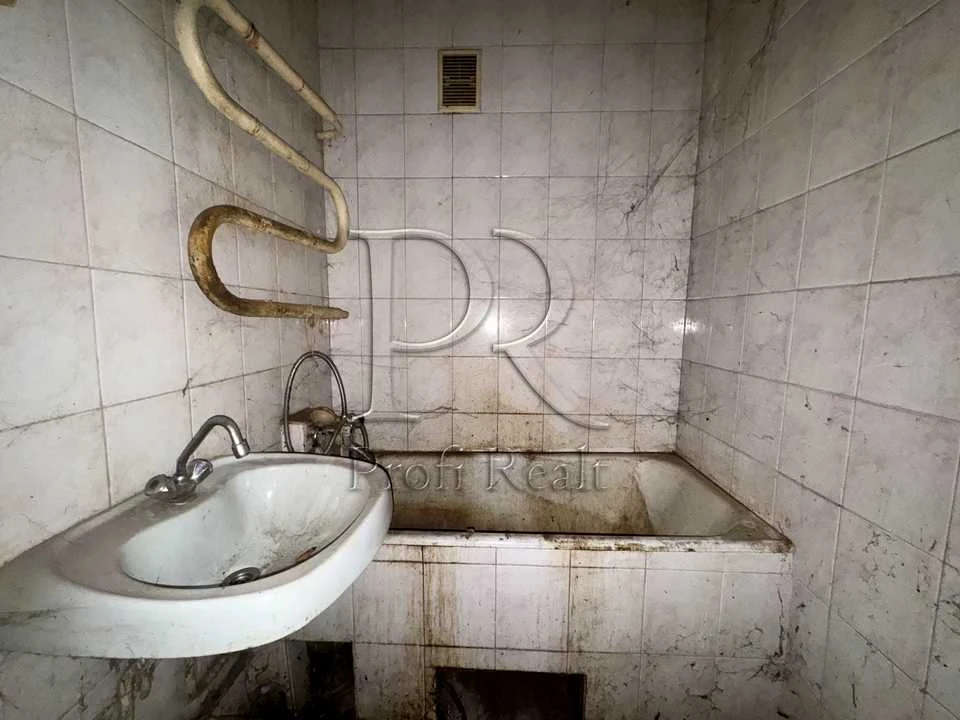Apartment. Kyiv, Metropolitan Vasyl Lypkivskyi St. (Urytsk