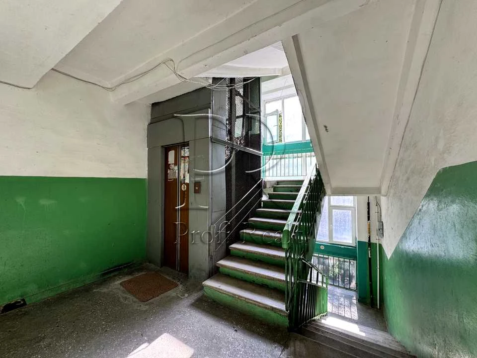 Apartment. Kyiv, Metropolitan Vasyl Lypkivskyi St. (Urytsk